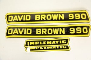 ZESTAW EMBLEMATÓW DAVID BROWN 990 IMPLEMATIC  