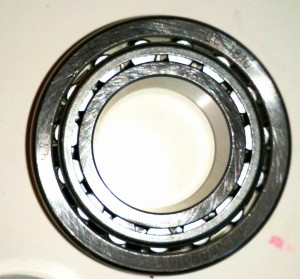 Łożysko przedniego koła (stożkowe)   // Ferguson TEA TED TEF 