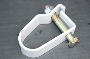 Uchwyt montażowy do skrzynki narzędziowej / zakrzywiony